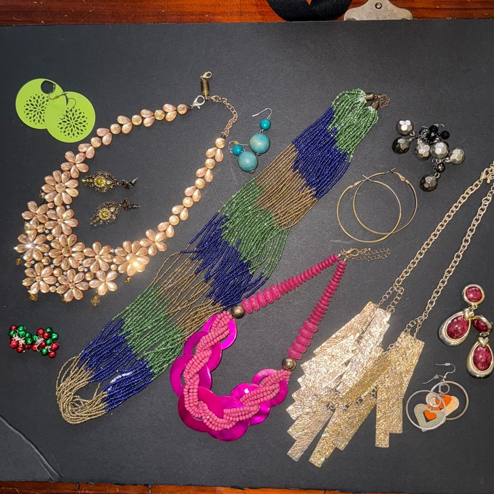Fashion Jewelry Lot of pictured items